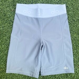ALO gray biker shorts XXS